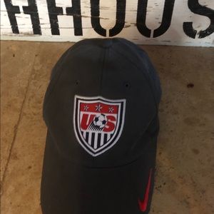 US Soccer gray baseball hat